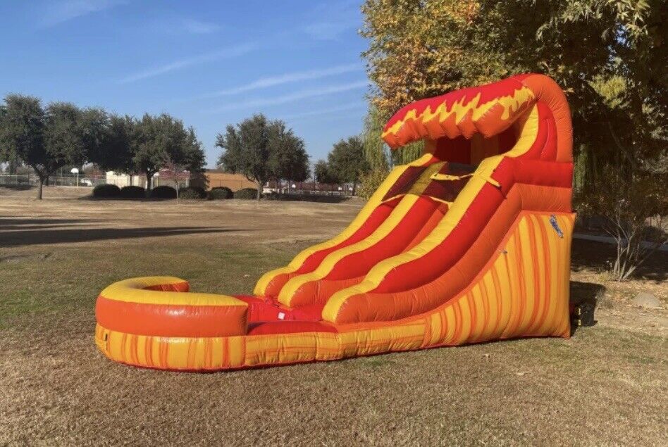 12ft COMMERCIAL GRADE LAVA WAVE WATERSLIDE